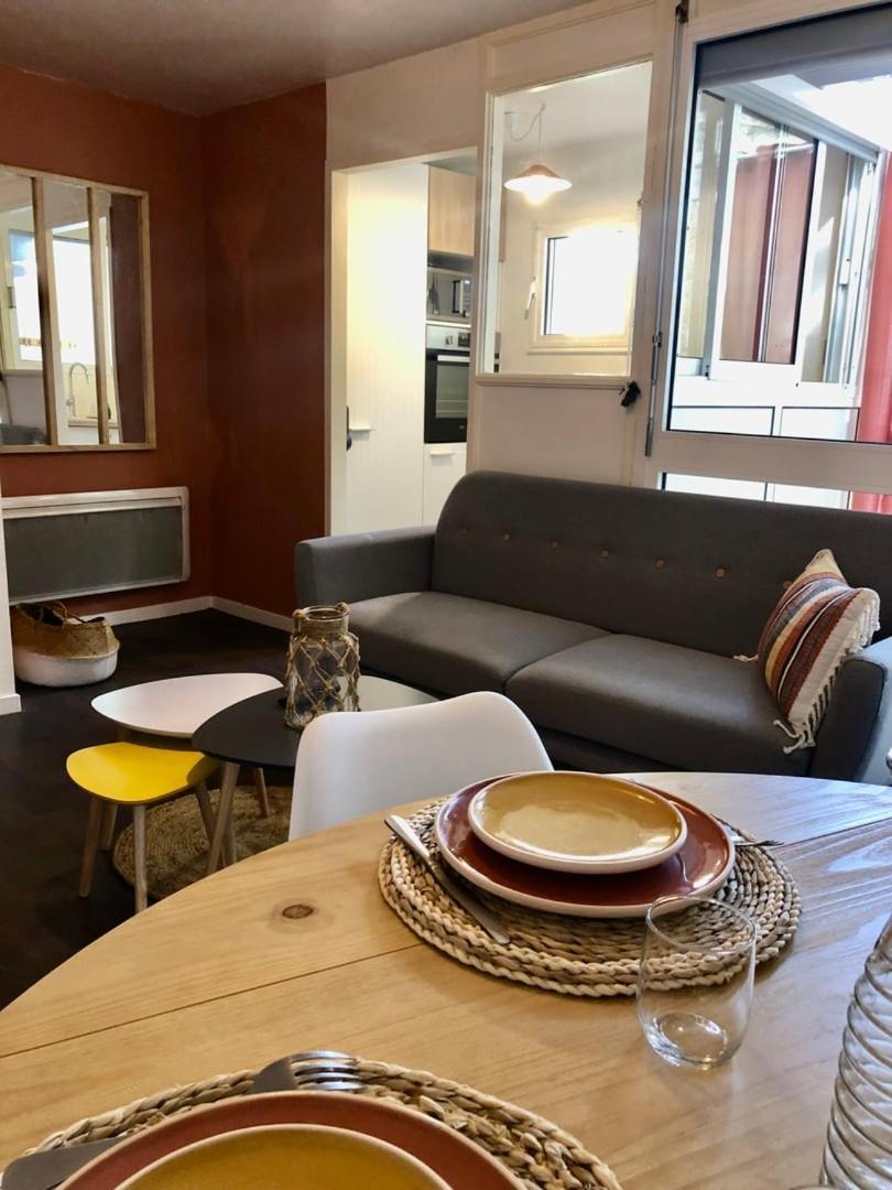 Le Carnot: City Centre With Parking Space Apartamento Poitiers Exterior foto